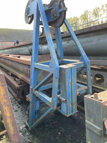 Used leader for pile driving, 40 to 60 Tons