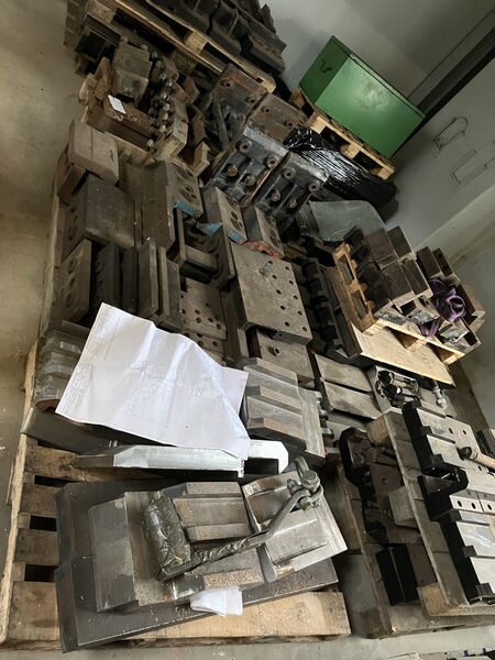 Used leader guides  for Delmag diesel hammers ranging from D16-32 till D100