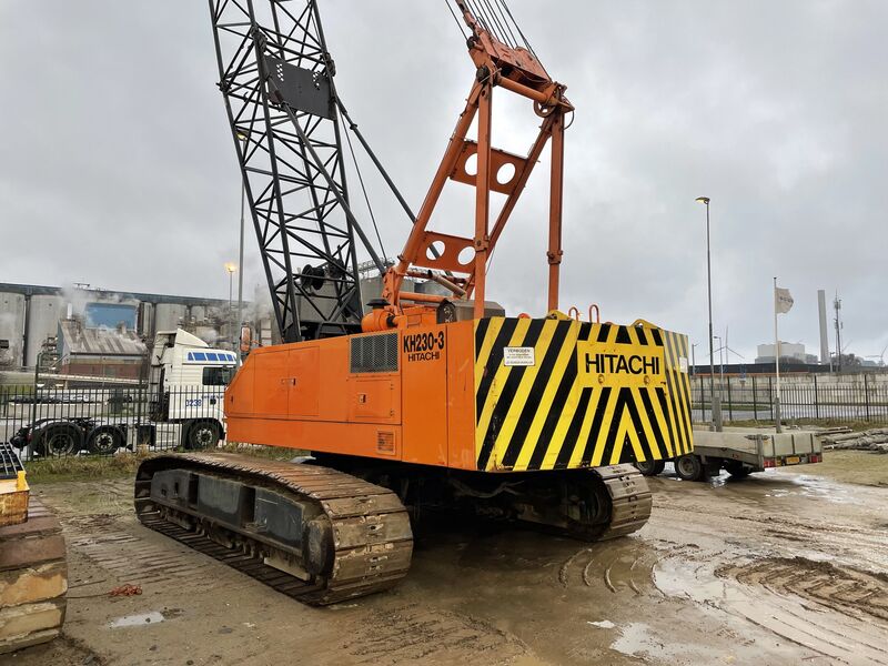 Used Hitachi KH230-3 crawler crane