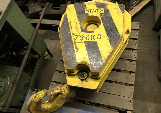 Used hook block 30T