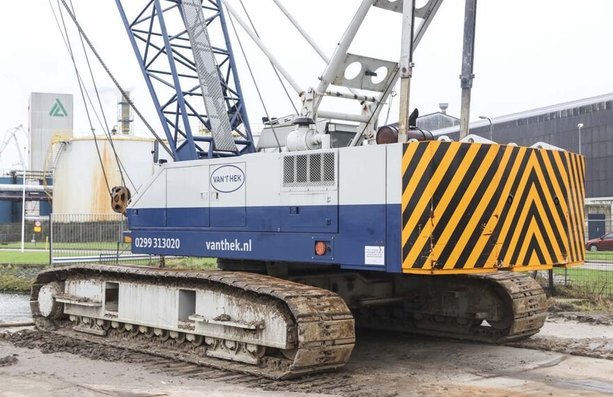 Used Hitachi KH230-3 crawler crane