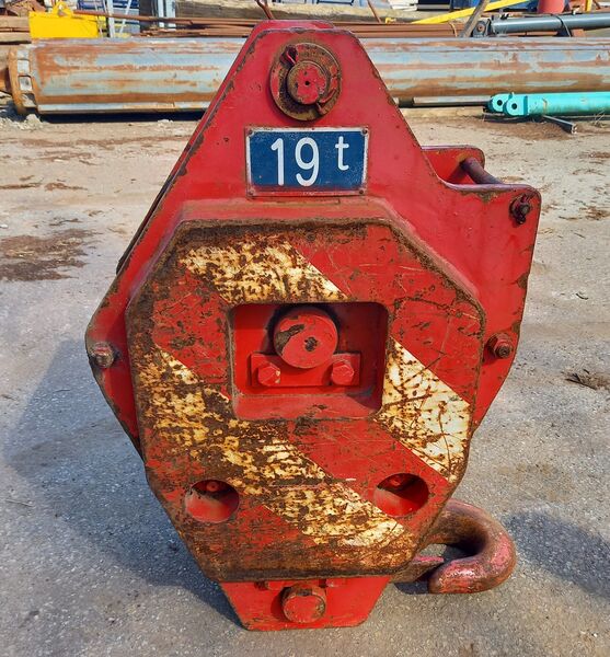 Used hook block 19T