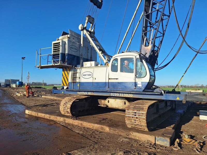 Used Kobelco BM500 piling rig