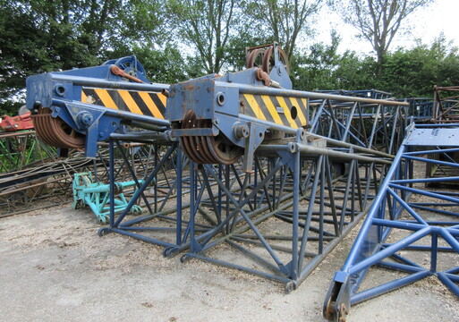 Used upper and bottom section Hitachi KH180