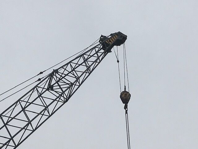 Used Hitachi KH180-3 crawler crane