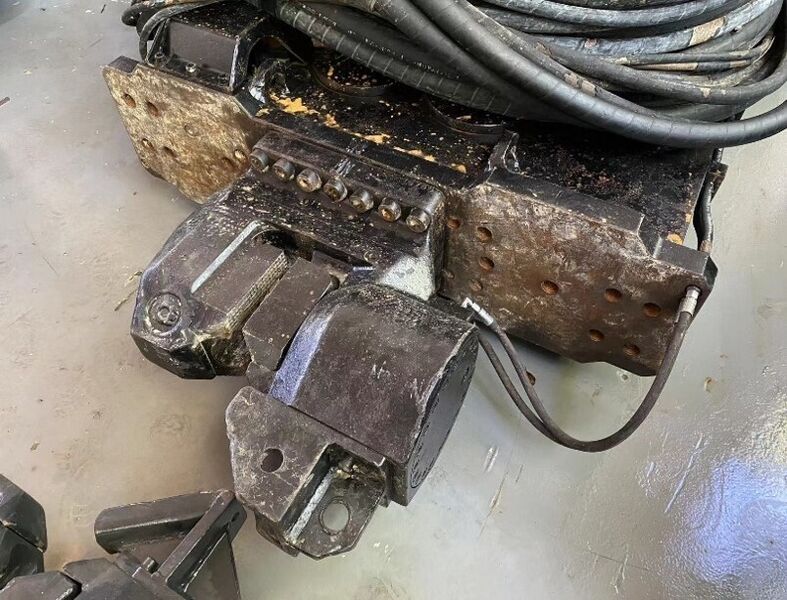 Used ICE20RF vibratory hammer set