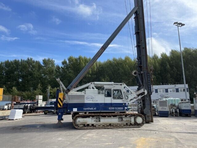 Used Hitachi KH125-3 GLSK piling rig