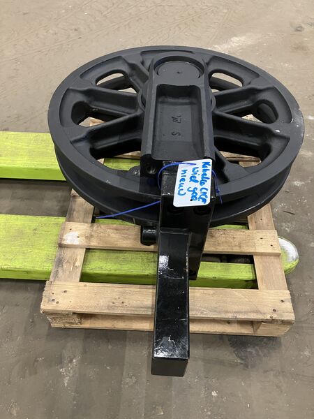 Kobelco CKE900 track idler wheel