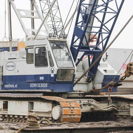 Used Hitachi KH230-3 crawler crane
