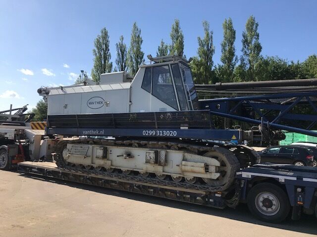 Bare rental of crawler cranes and piling equipment