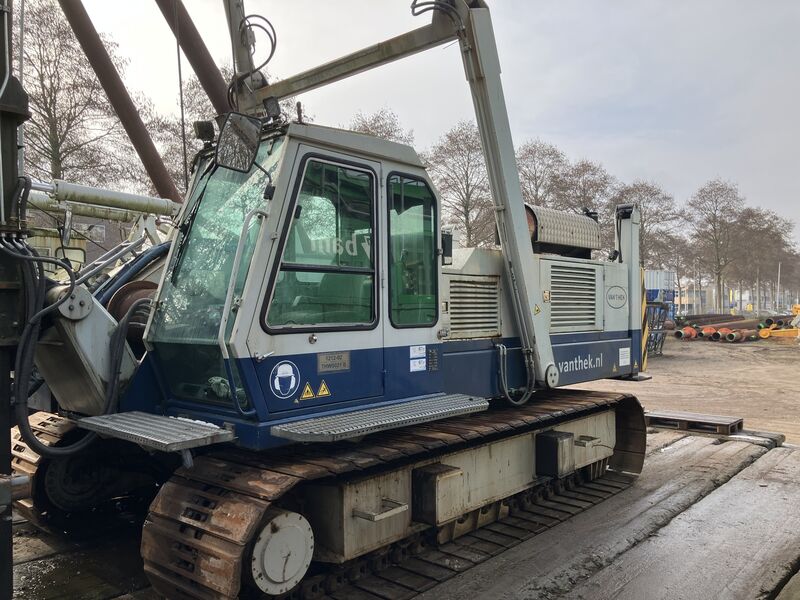 Used Woltman 5021 piling rig