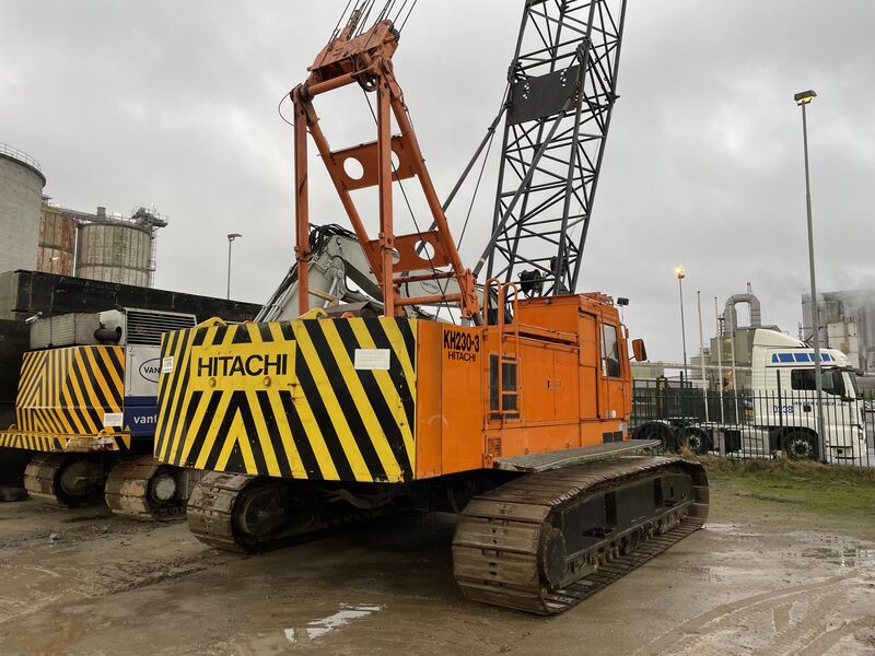 Used Hitachi KH230-3 crawler crane