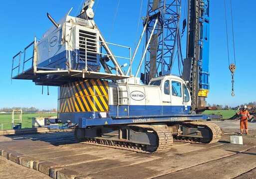 Piling rigs