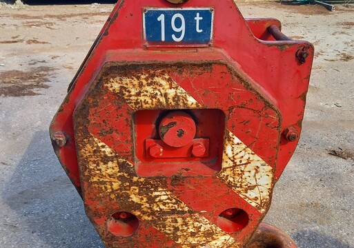 Used hook block 19T